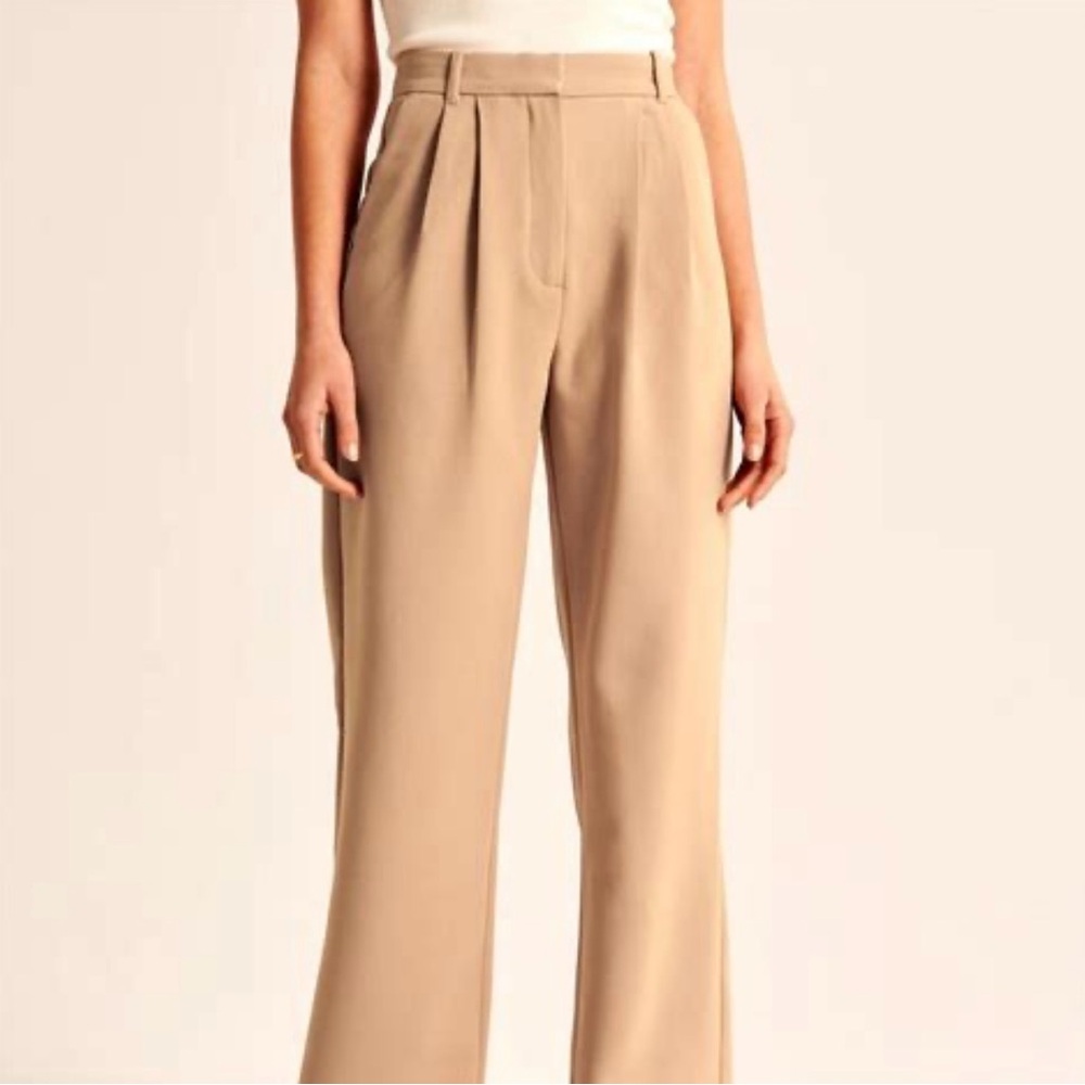 High-Rise Wide-Leg Womens Pants in light tan